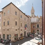 iFlat Navona Bright Studio
